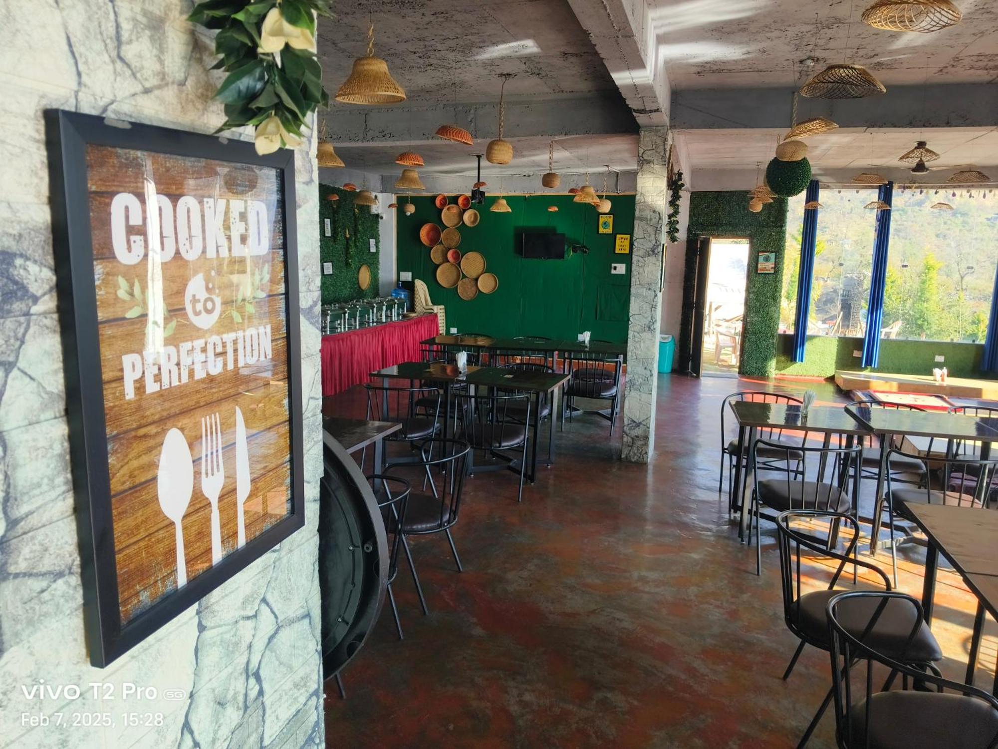 Hill Ventures Adventure Camp And Restaurant 호텔 다람샬라 외부 사진
